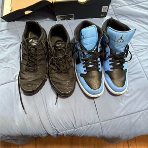 Nike Air Jordan 1 High mid toe black size 13 gently used and triple blacks